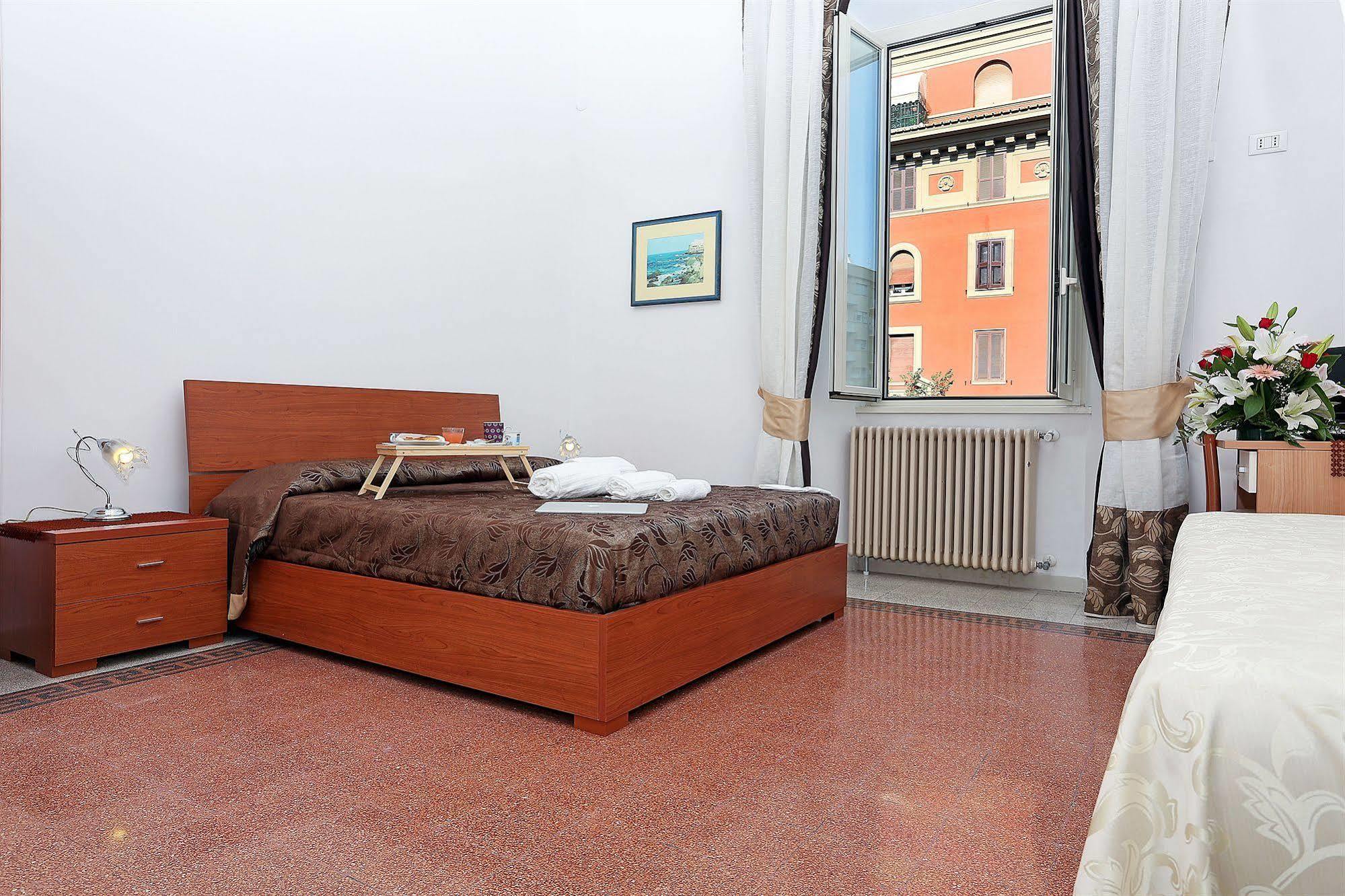 Bells Of Rome Hotel Eksteriør billede